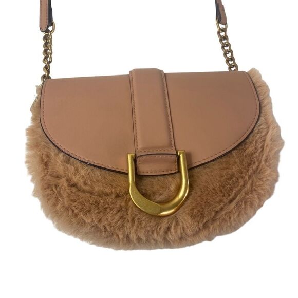 Scoop crossbody handbag , purse , w/ faux fur and chain /faux leather - Picture 1 of 6